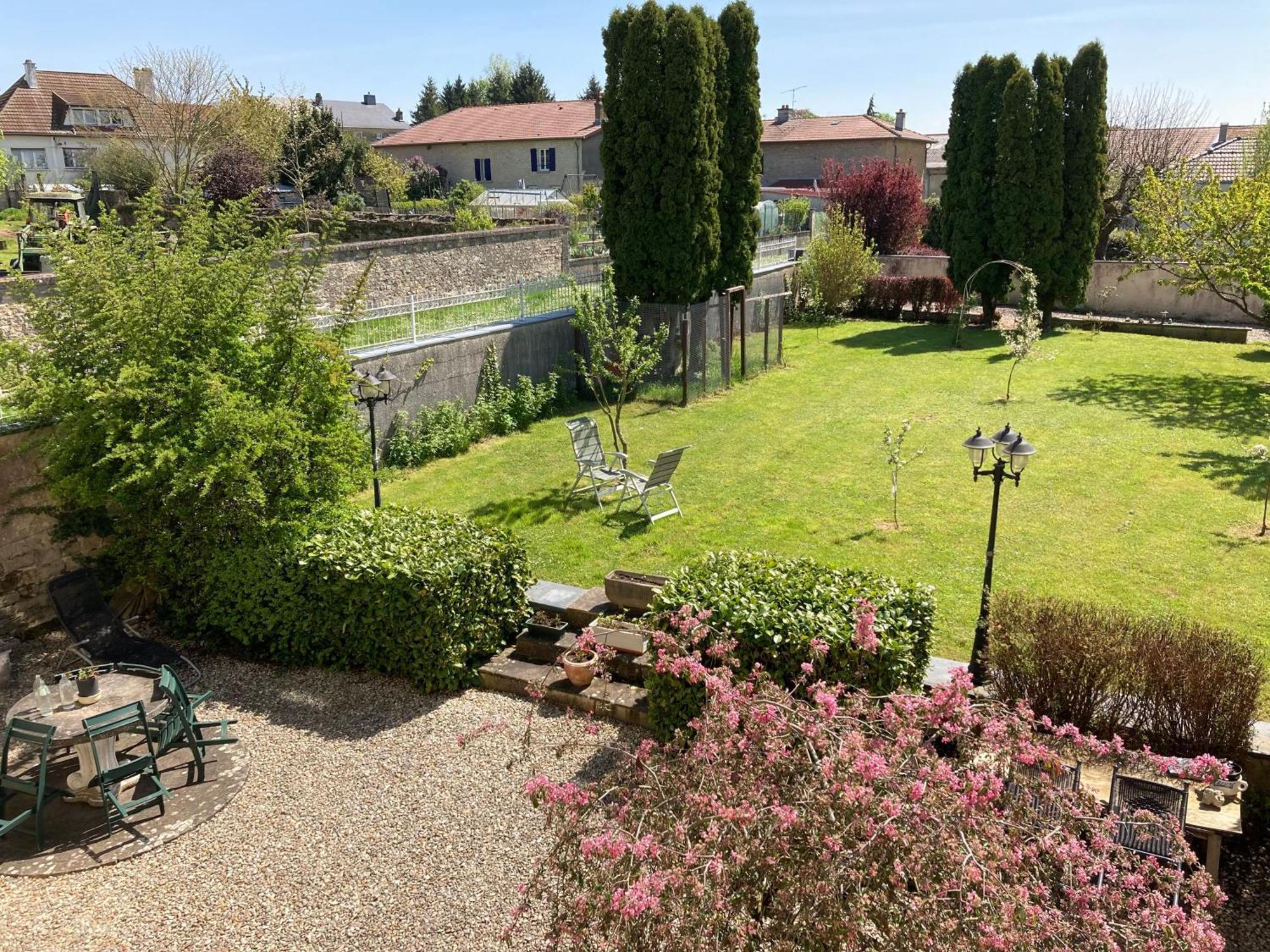 Maison Les Beaux Arts Mouzay  ภายนอก รูปภาพ