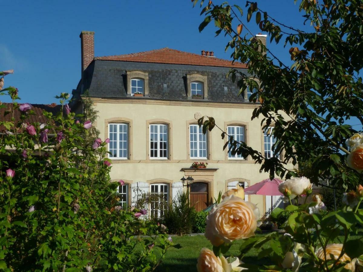 Maison Les Beaux Arts Mouzay  ภายนอก รูปภาพ
